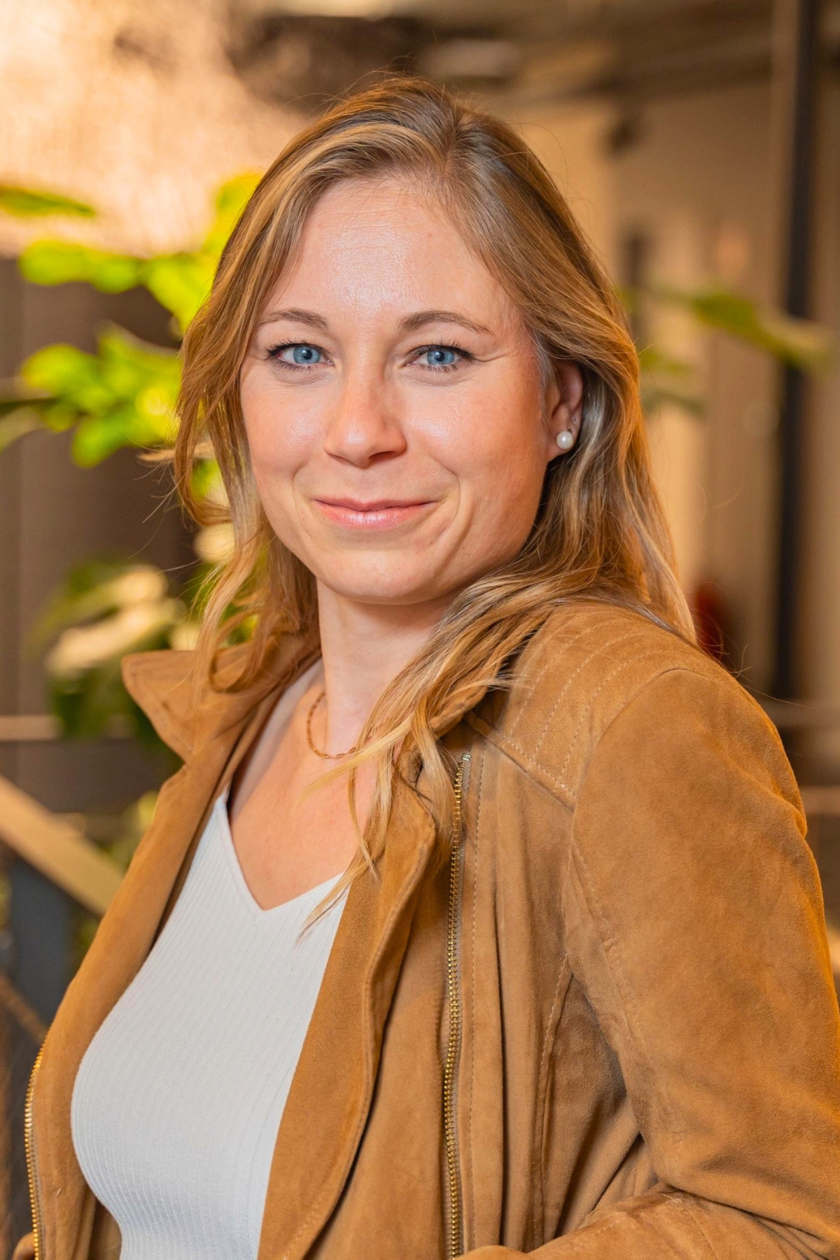 Claudia Winkler